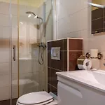 Appartement Vela Vrata, A Tranquil&luxurious Pool