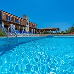 Appartement Vela Vrata, A Tranquil&luxurious Pool