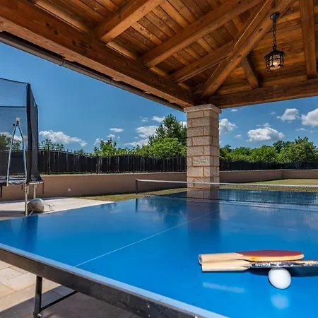 Vela Vrata, A Tranquil&luxurious Pool Gradisce (Istria)