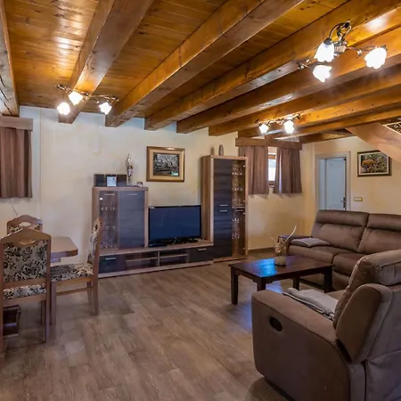 Vela Vrata, A Tranquil And Luxurious Pool *